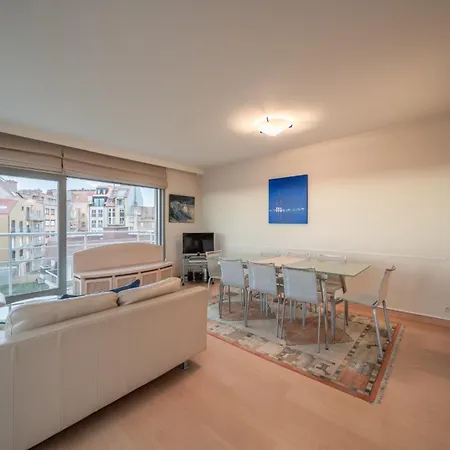 In With Sea Views * קנוקה-הייסט